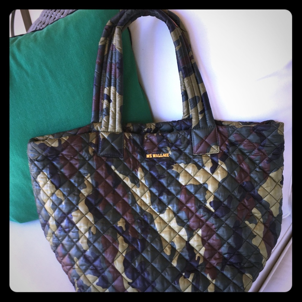 Authentic MZ WALLACE Medium Metro Tote